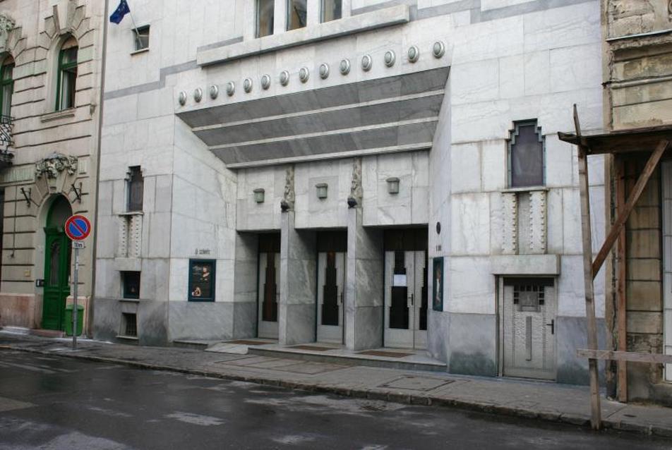 Az Új Színház a Paulay Ede utcában, 2009 (fotó: vm)