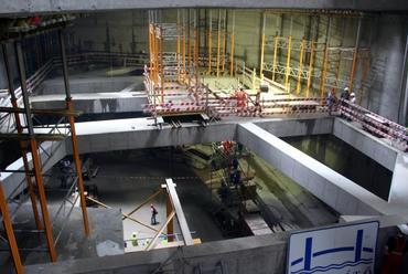 4-es metró fúrópajzsának Fővám téri áttörése