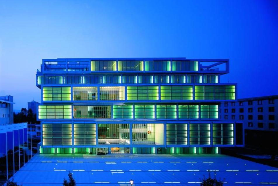 8.  kép Kereskedelmi Kamara, Ljubljana
