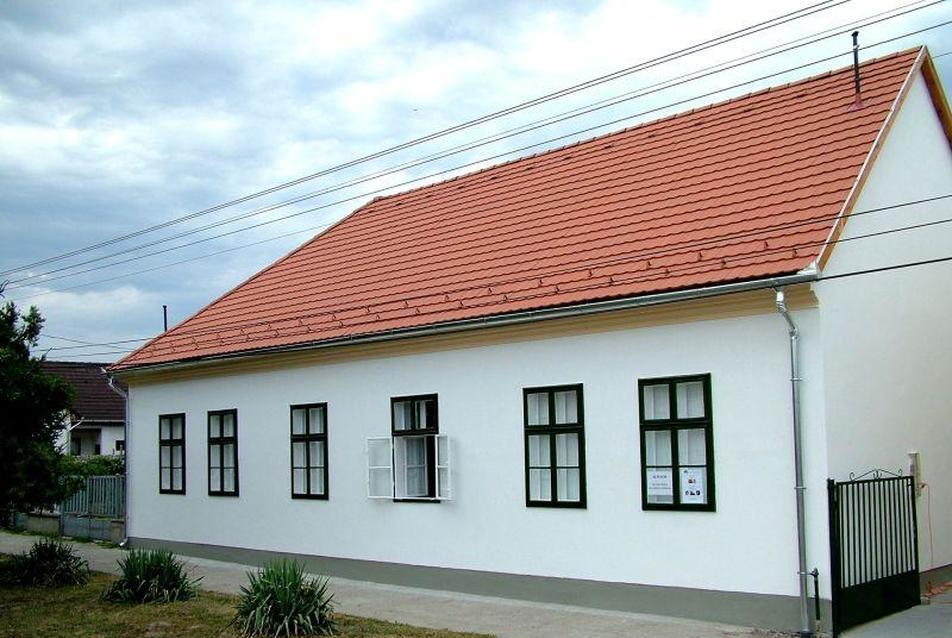 Civil Inkubátorház, Kisbér - fotó: Mesterházy Ferenc