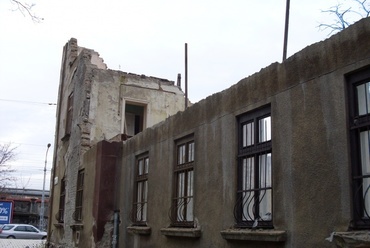 MÁV házak romjai