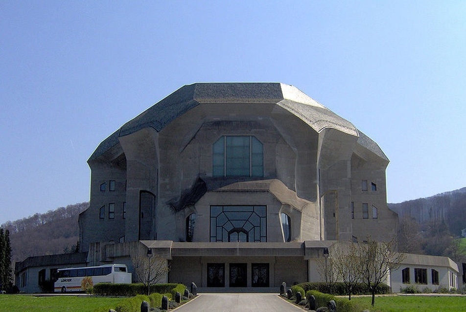 Rudolf Steiner: Második Goetheanum,  forrás:  hu.wikipedia.org
