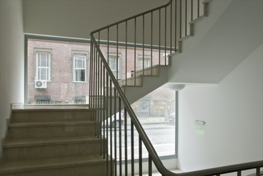 A kisebbik épületrész lépcsője ©Török Tamás / copia.hu