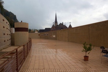 Brick Award 2010, I.díj a Lichtensteini Hercegség Országos Fóruma és Parlamentje tervező: HansjörgGöritz Architekturstudio