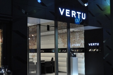 Vertu Store üzletportál, építészet: KDa, fotó: Várhelyi Judit