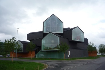 Jacques Herzog &amp; Pierre de Meuron - VitraHaus, külső, fotó: Rab Hajnalka