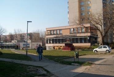 Nyíregyháza - Örökösföld Lakóterületi központ rekonstrukció - Közpark, eredeti állapot Fotó: Lipcsei Ágnes