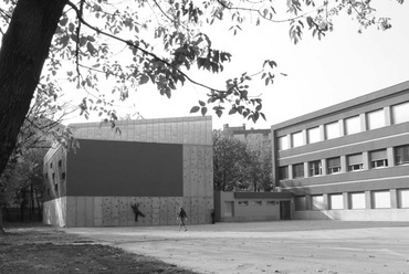 Horváth Oktatási Központ - a modern hagyományokon nyugvó kiegyensúlyozott építészet