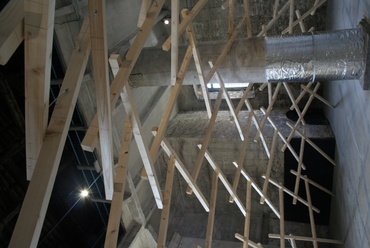 Az  egyik különdíjas Amateur Architecture Studio - Decay of a Dome. Fotó  Martinkó József.