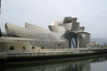 Frank O. Gehry – Guggenheim Múzeum Bilbao