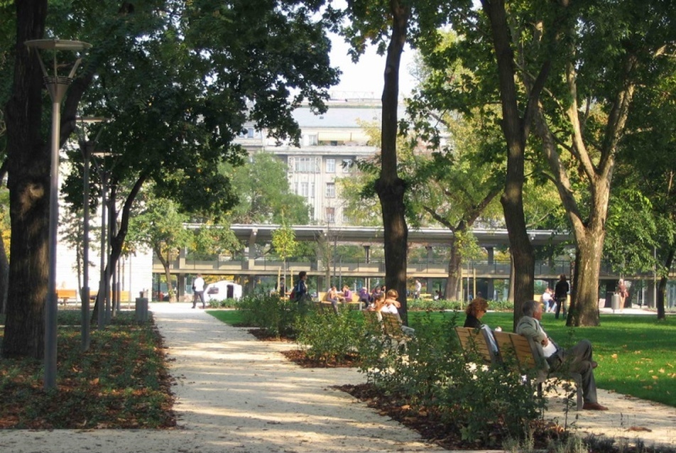 Erzsébet tér, park - S-Tér Kft.