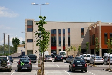 Tesco Marina Center, építészet: Konstruma Mérnöki Iroda