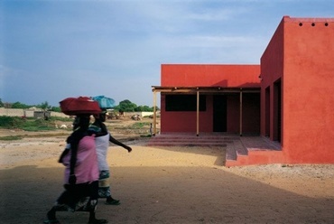 Szenegál, női központ - Hollmen Reuter Sandman architects