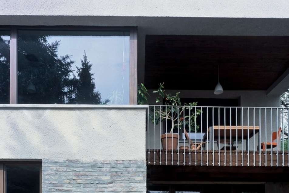 Az építész saját háza, 1999 – vezető tervező: ifj. Benczúr László