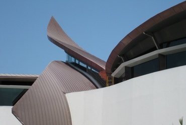 Hamilton Island Yacht Club - Walter Barda Design