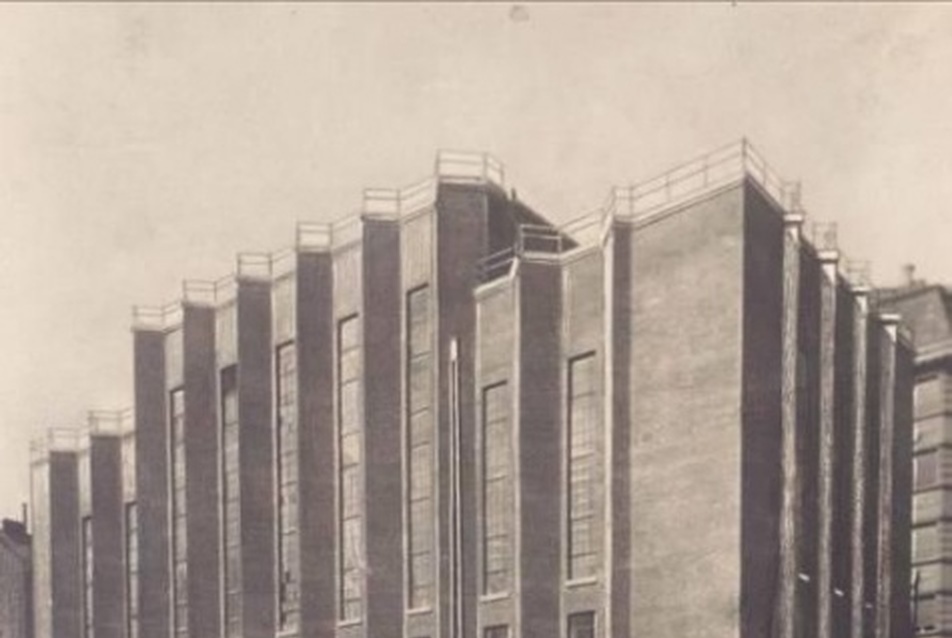 Alállomás és lakóépület, Budapest V. Honvéd u. 22-24. (Román Ernővel), 1926