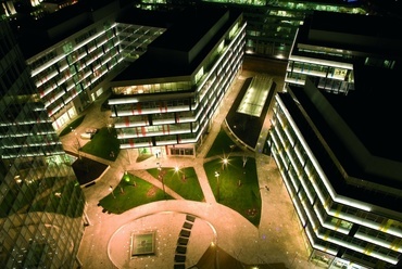 Apollo Business Centre II. - építészet:  Jančina Architekti, fotó: Robert Vrlak