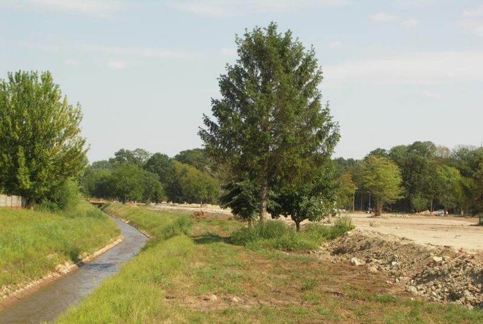 A Torna patak és a park találkozása