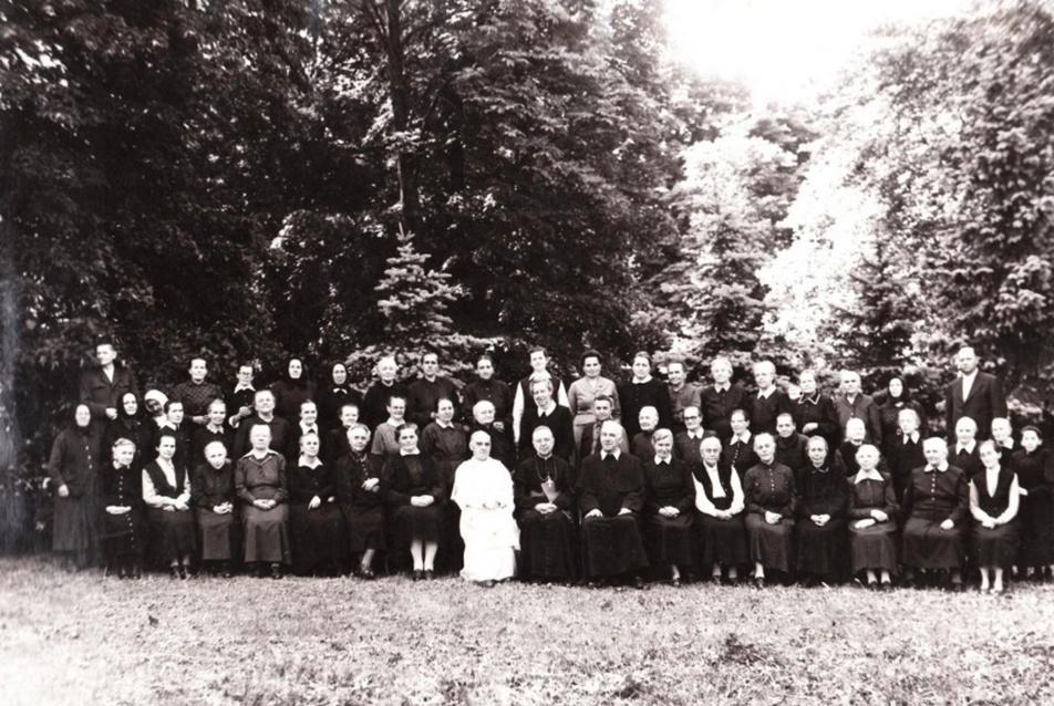 Csoportkép az 1960-as évek elejéről