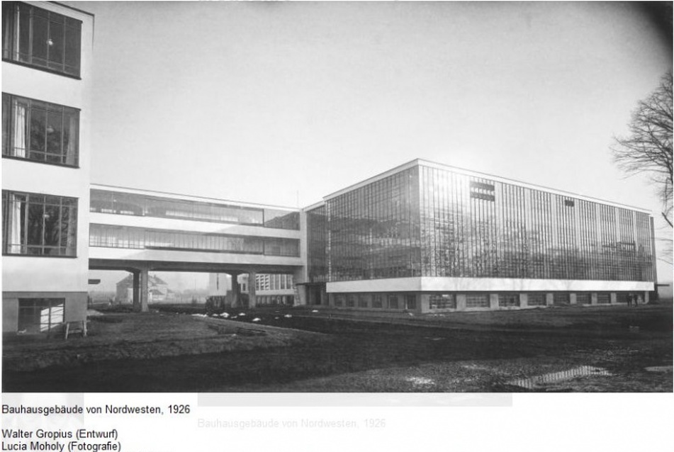 Bauhaus központi épület korabeli képe