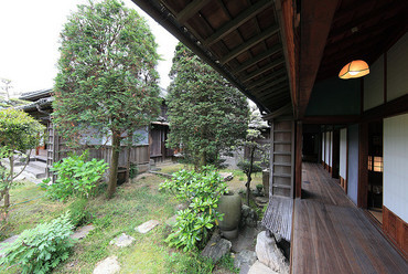 teraszos lakóház szamuráj lakóház, fotó: TANAKA Juuyoh