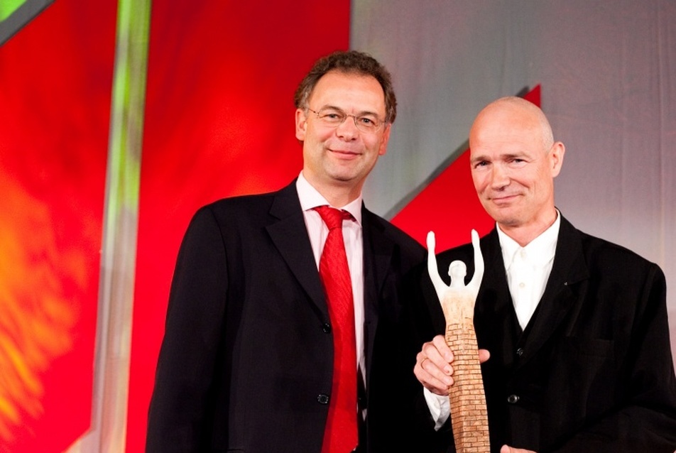 Heimo Scheuch (CEO Wienerberger AG) és Hansjörg Göritz (győztes).