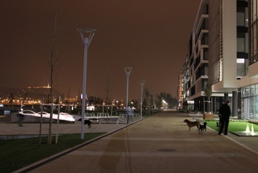 Millenium Városközpont főépület (K&H székház környezetrendezése) - tervező: Garten Studio