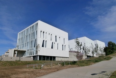 Science Building, Pécs - tervezők: Bachmann Bálint DLA, Bachman Zoltán DLA, Hutter Ákos DLA, Rohoska Csaba DLA, Borsos Ágnes DLA, Molnár Tamás DLA, Szösz Klaudia DLA, fotó: Molnár Tamás DLA