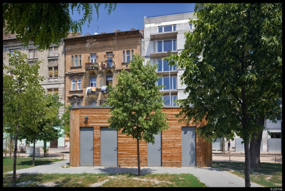Mátyás téri melléképületek (nyilvános wc és csőszház) - vezető tervező: Alföldi György, fotó: Zsitva Tibor