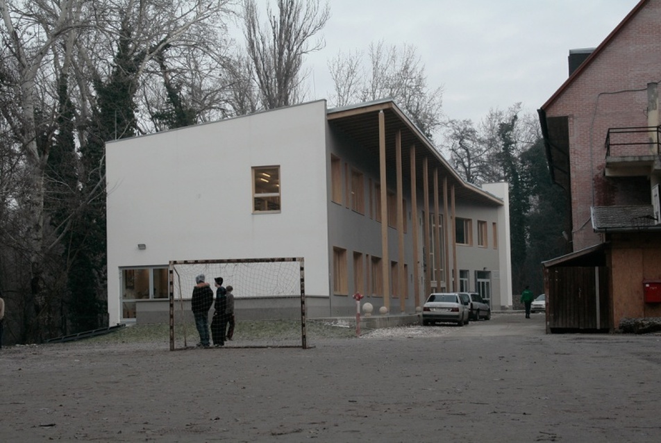 Piarista Szakiskola, Parti műhely - vezető tervezők: Golda János, fotó: Radnóczi László