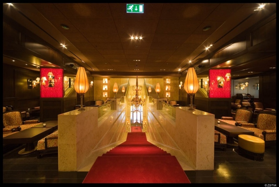 Buddha-Bar Hotel Budapest- Klotild paloták északi épülete - vezető tervező: Dr. Komjáthy Attila, fotó:Zsitva Tibor