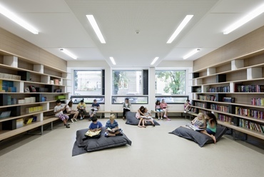 Stelzhamerschule Linz, átalakítás és bővítés - vezető tervező: Clemens Kirsch, fotó: Hertha Hurnaus
