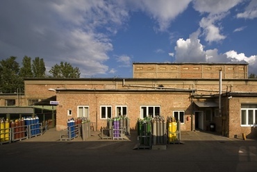 Felújítás előtti állapot - Messer Hungarogáz Kft. épülete, fotó: Bujnovszky Tamás