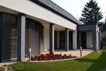 Családi ház Alsónémediben, építész: Kovács Zoltán