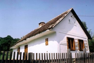 Arany János u. 8. felújítás után