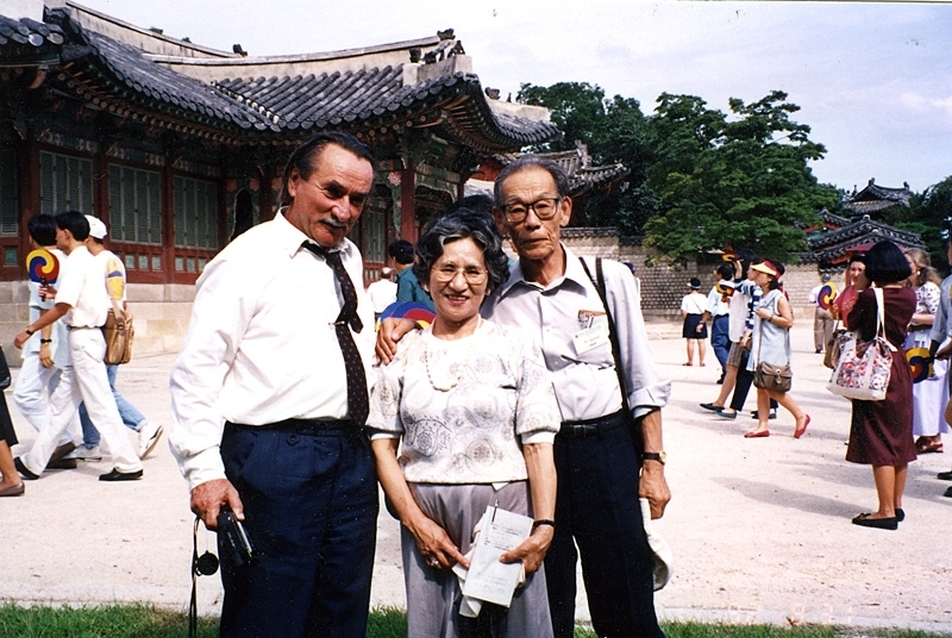 Távol-keleti ’IFLA-s’ családdal Dél-Koreában, 1992-ben