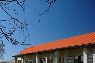 Tornác és kert