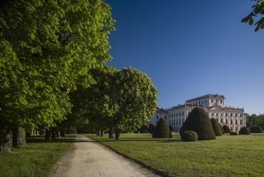Az Esterházy-kastély parkja, fotó: Műemlékek Nemzeti Gondoksága (Batár Zsolt)