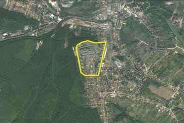 A lakótelep elhelyezkedése, forrás: Google Earth