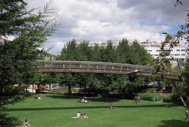 A Vincennes-i vasútvonal helyén kialakított Reuilly park