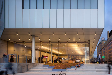 Renzo Piano: Whitney Museum of American Art. Fotó: Nic Lehoux, forrás: www.dezeen.com