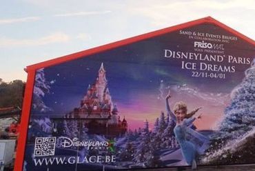 A Walt Disney Frisomat csarnoka. Jeges Disney Hősök a Frisomat csarnokában