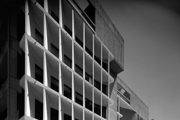 Harry Seidler Offices and Apartments, Sydney, 1973, 1988, 1994 ©Eric Sierins