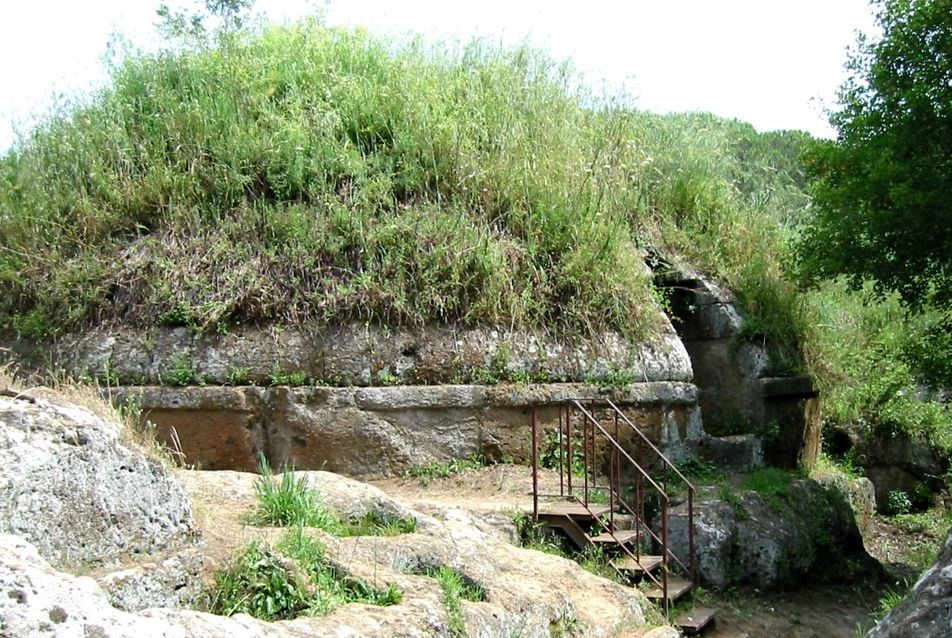 Banditaccia, Etruszk nekropolisz, Tumulus - fotó: Almare, 2006