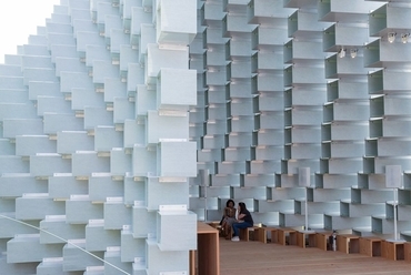 Serpentine Pavilon 2016 - építész: Bjarke Ingels Group - fotó: Iwan Baan