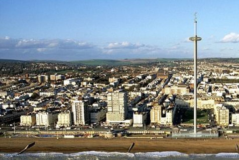 A világ legkarcsúbb tornyát avatták fel Brightonban
