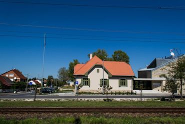 Fenyves Yacht Club, Balatonfenyves - alkotók: Szilvási Attila, Nóbik Orsolya - fotó: Fürtös Ákos és Vécsei Gergely