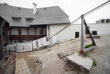 Felsővár, gazdasági épületek - építész: Oltai Péter (2005-6-os rekonstrukció)  - fotó: Zsitva Tibor