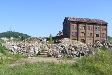 A Skanzen és a Fúvógépház 2012-ben - Az ózdi erőmű revitalizációja - építész: Csontos Györgyi DLA, tájépítész: Adorján Anna