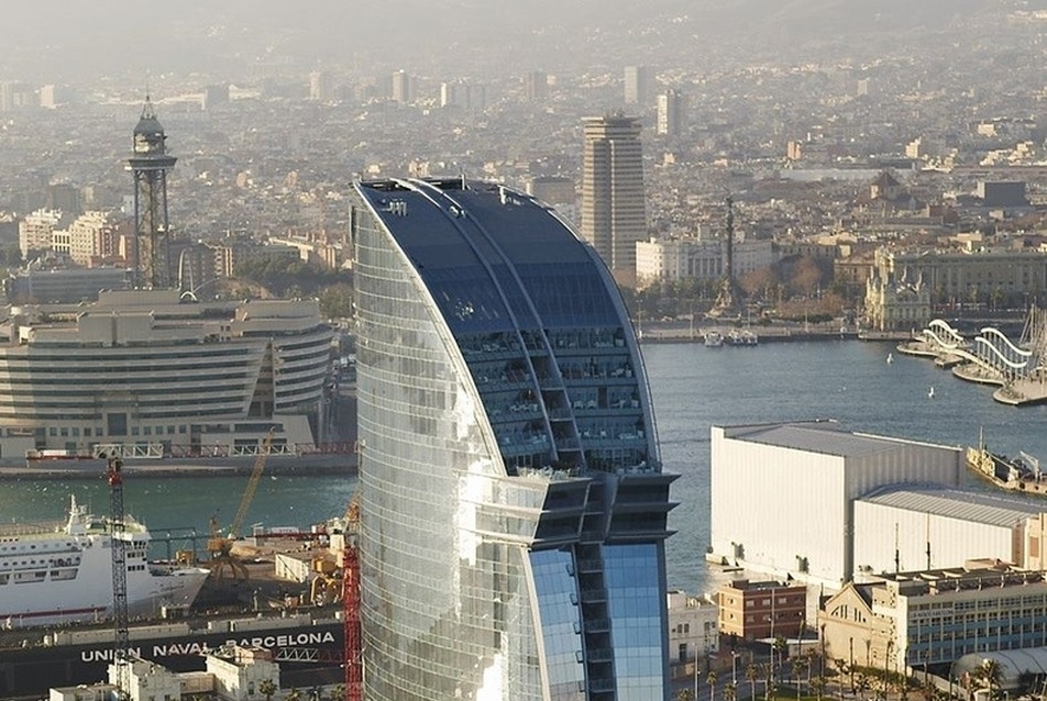 Ricardo Bofill szállodája, a W Barcelona